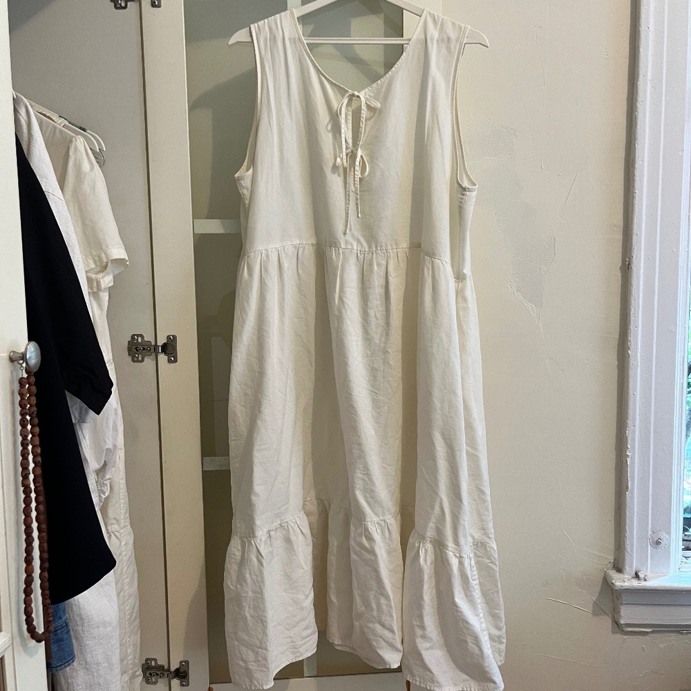 Tradlands Cream Sleeveless Midi Dress